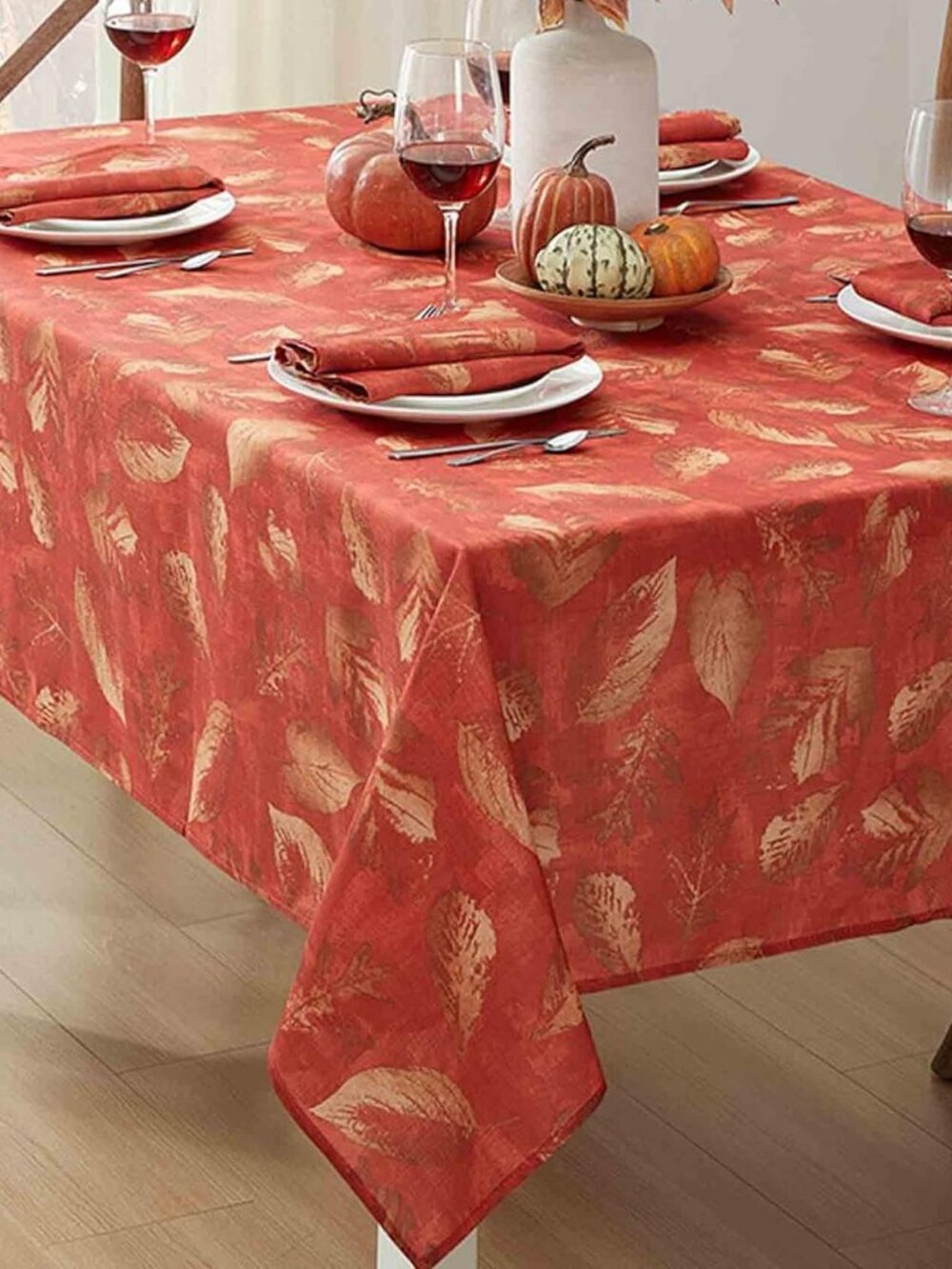 Spring Lodge Spice Metallic Foliage Contemporary Rectangle Fabric Tablecloth, 60